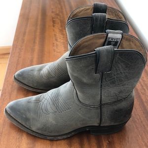 Frye cowboy boots billy short smoke